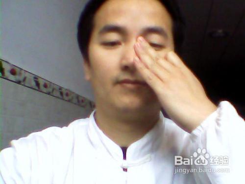 脸上皮肤干燥的自然疗法