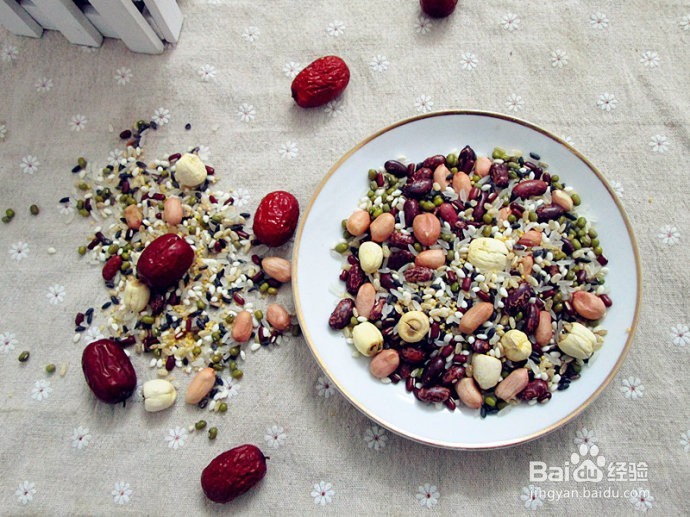 腊八粥是如何制作的