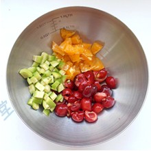 酸豆酪瓜果沙拉