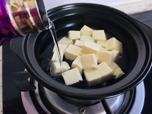 虾仁豆腐汤的做法