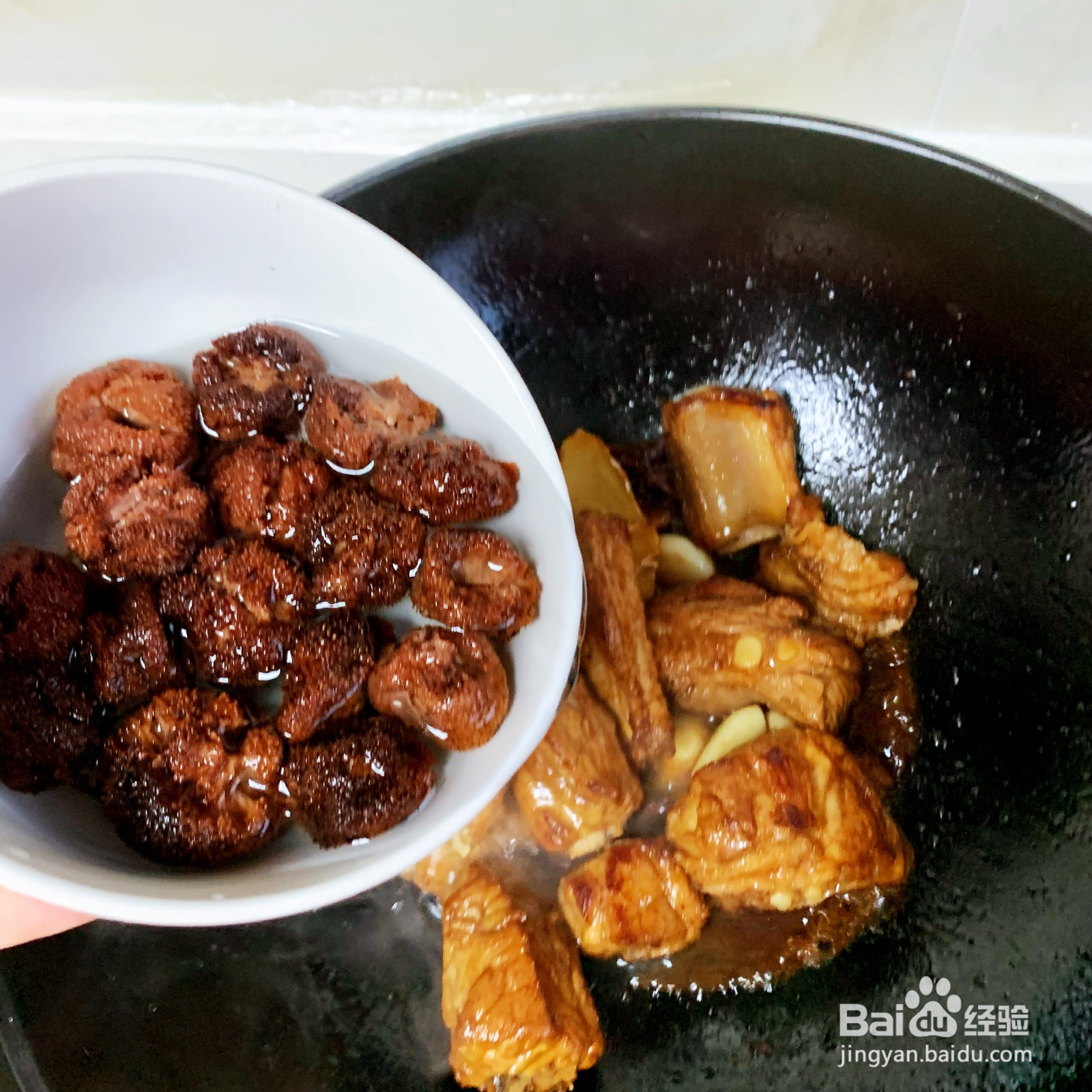 杨梅仔排的做法