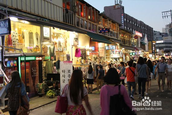 首尔购物攻略：从明洞到林荫道教你轻松玩转首尔