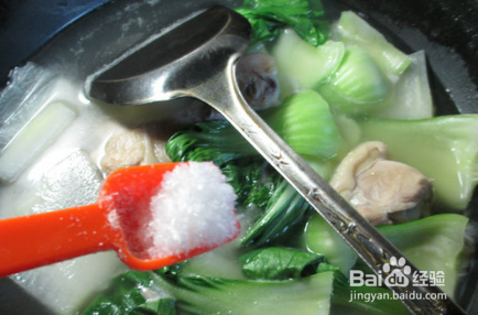 青菜冬瓜鸡腿汤