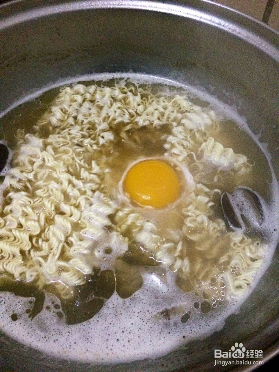 红枣鸡蛋肉片面