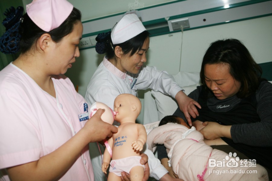 宝宝吃母乳的注意事项