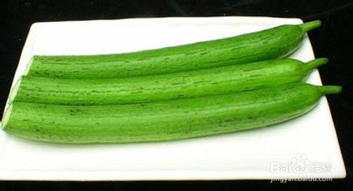 如何去除黑眼圈和眼袋？