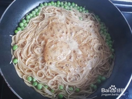 豌豆清汤面的做法
