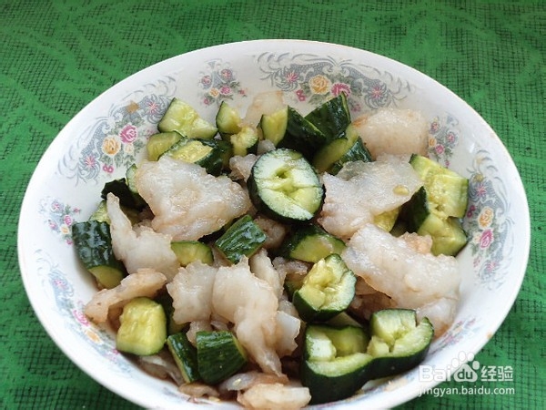 如何制作凉皮拌黄瓜