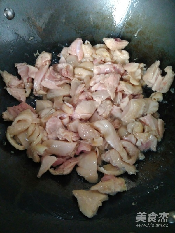 酱香鸡腿肉的做法