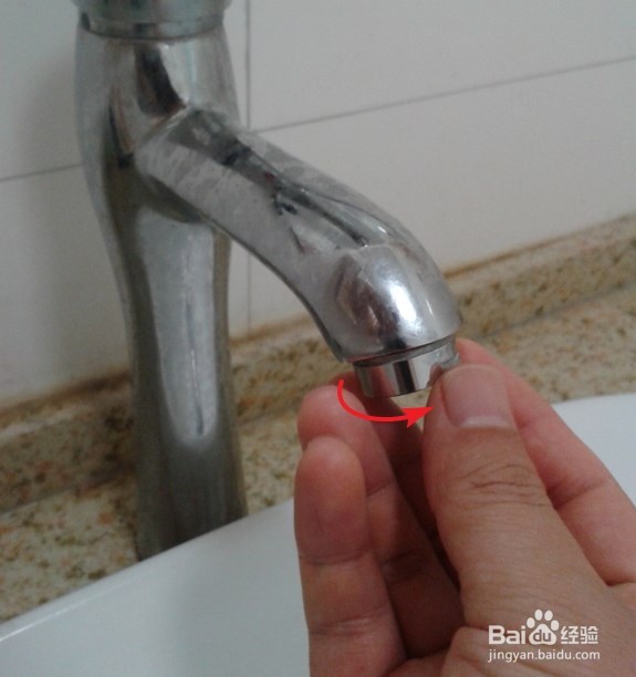 【简简单单】水龙头水流越来越小怎么办?