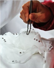 婚纱是怎么制作的