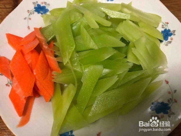莴笋炒鸡蛋教学