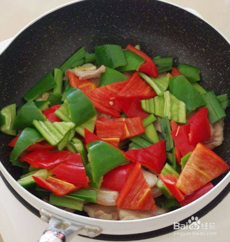 经典美食农家小炒肉的做法