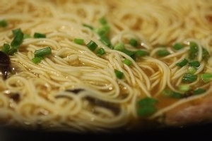 文艺西红柿鸡蛋面的做法