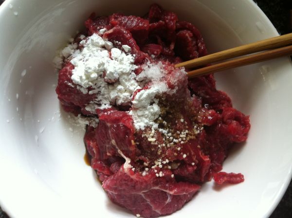 牛肉毛豆南瓜盅