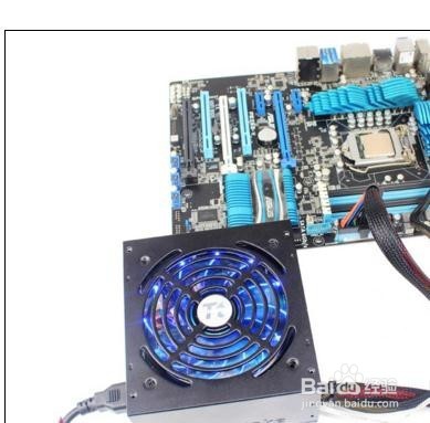 电脑开机3秒就重启循环