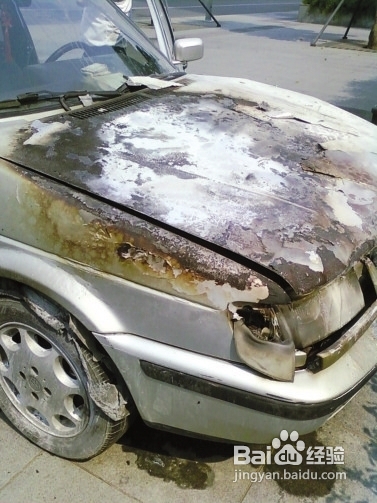 交警提示夏季开车应注意