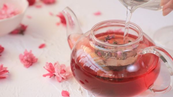 桃花蔓越莓花果茶
