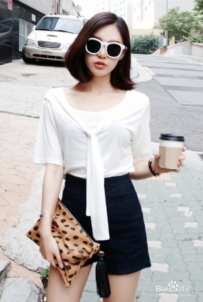 黑色短裤配什么上衣女
