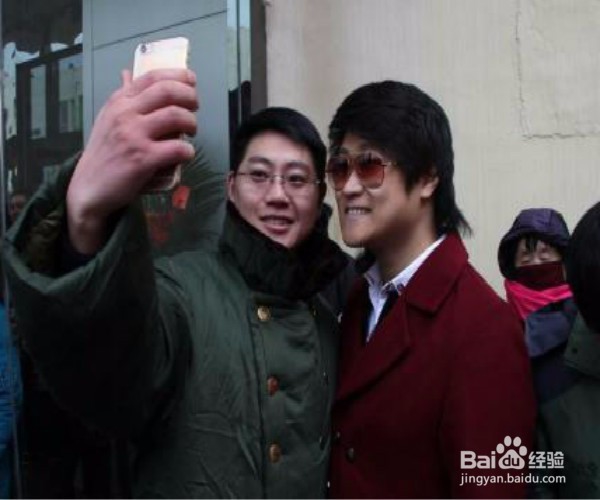 女朋友追星很严重该怎么办呢？