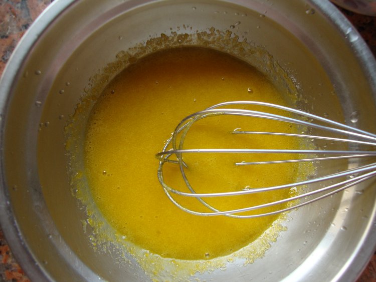 外婆做的芒果戚风蛋糕，吃了还想吃！