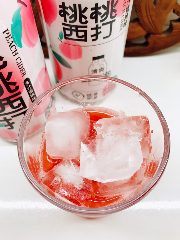 咖啡西瓜桃桃西打饮