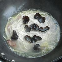 急速早餐——酸辣汤面