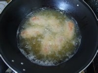 南乳鸡中翅的制作奥秘