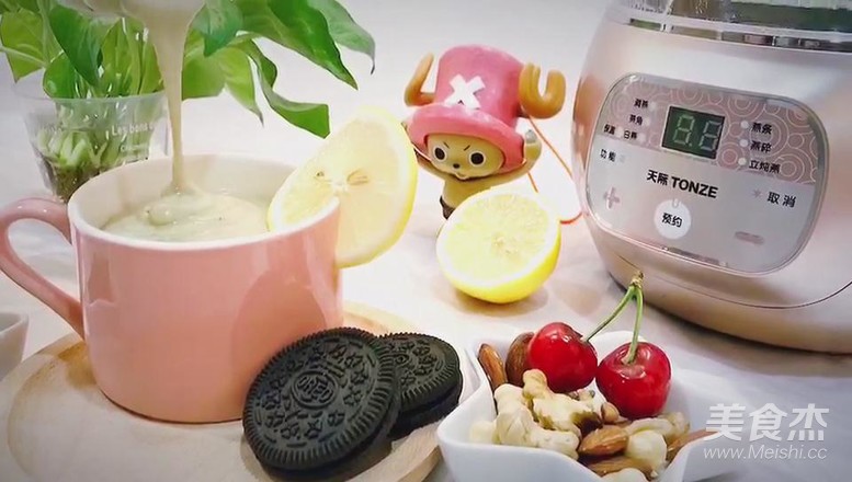 牛油果燕窝奶昔