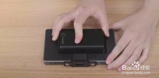 “御”遥控器,如何安装高亮显示屏
