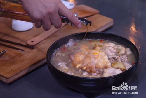 詹姆士的厨房里麻油鸡空心面线