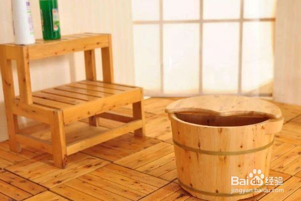 爬完山后小腿肌肉酸痛怎么缓解