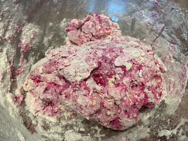 火龙果麻薯肉松软欧包