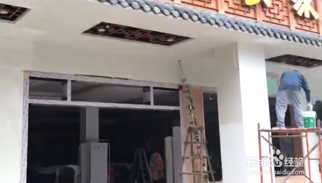天花板掉皮是什么原因，怎么修补？