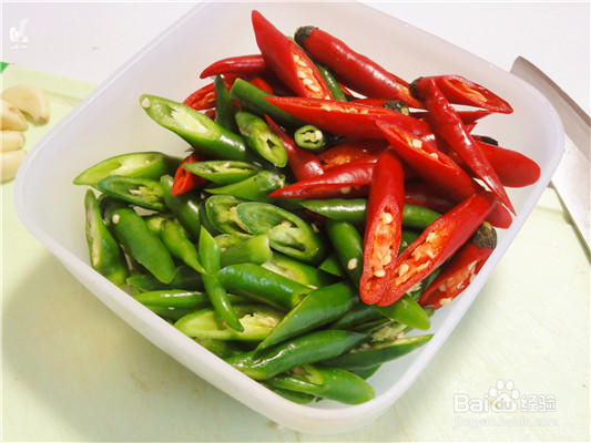 怎么做辣椒炒鸡?
