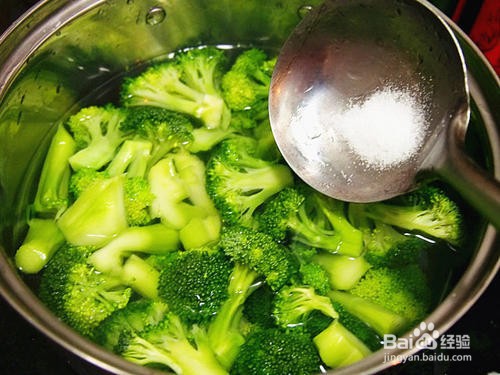 蒜蓉彩椒西兰花