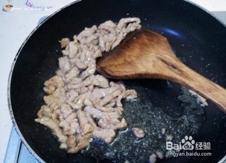 如何做土豆片炒肉?