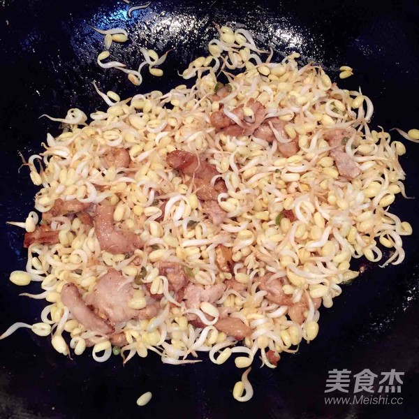 豆芽炒肉丝的做法