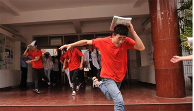 地震来临时的正确做法