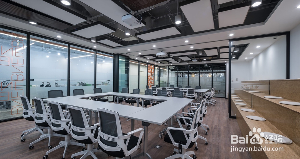 如何打造有吸引力的呼叫中心办公室？