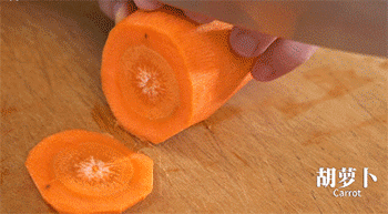 养生家常菜谱:鲜山药蒸肉丸做法