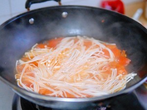 番茄金针菇肥牛