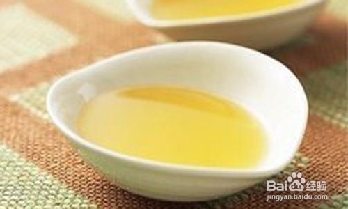 如何消除宝宝的红屁屁？