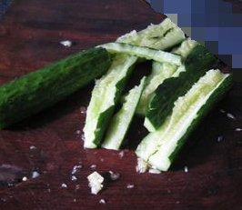怎么做一道美味的凉拌黄瓜？