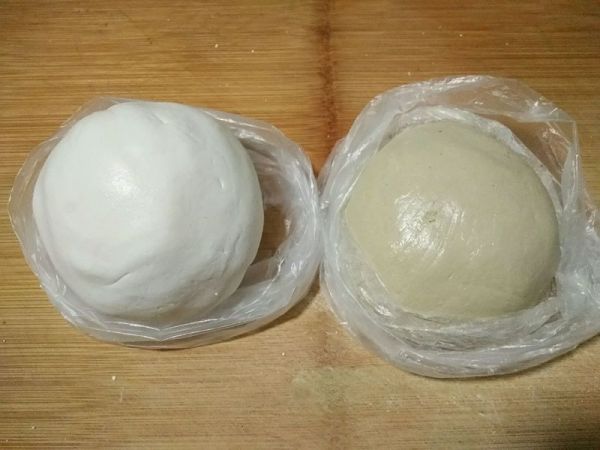 桂花黑芝麻汤圆