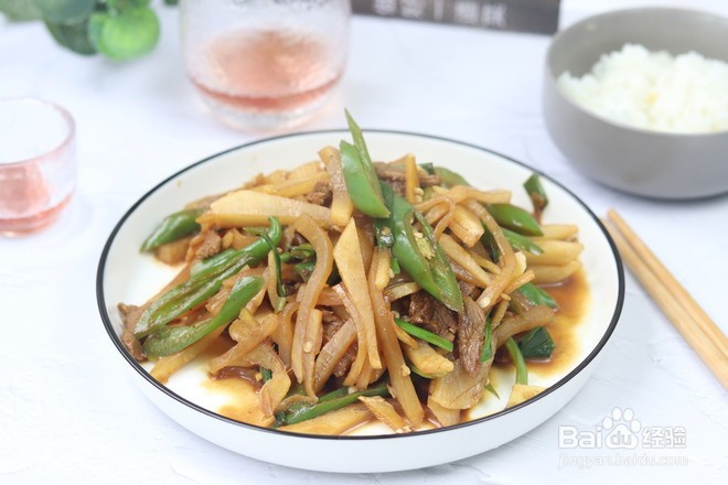 美味的牛肉丝炒白萝卜