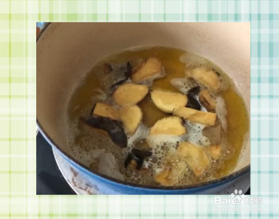 萝卜秋葵荸芰炒牛肝菌如何做