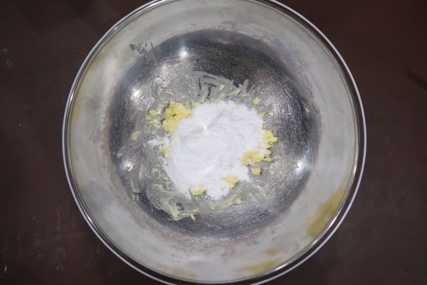酥皮黑糖香芋软欧包