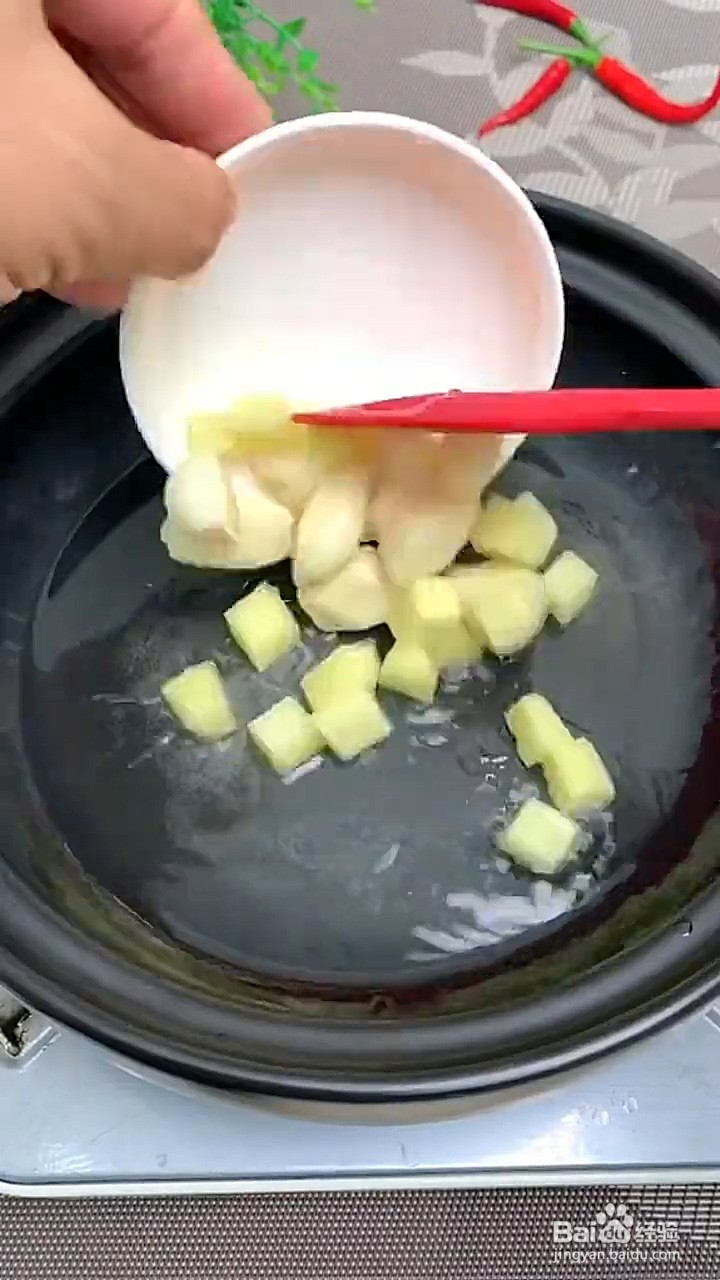 如何制作砂锅鸡