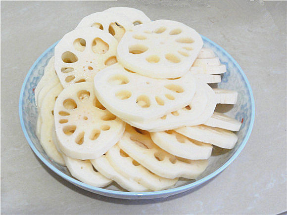 炸藕盒的面糊怎么调炸出来酥脆